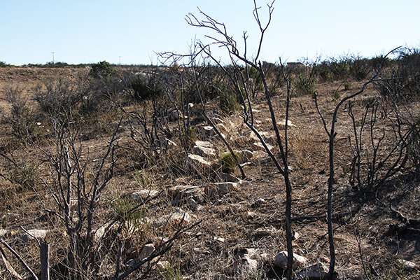 Pegmatite dike at Morning Star Ranch, Tierra del Sol, San Diego County, California (2015)